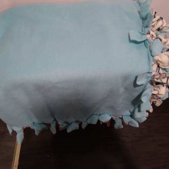 Blanket - Picture 3 of 3